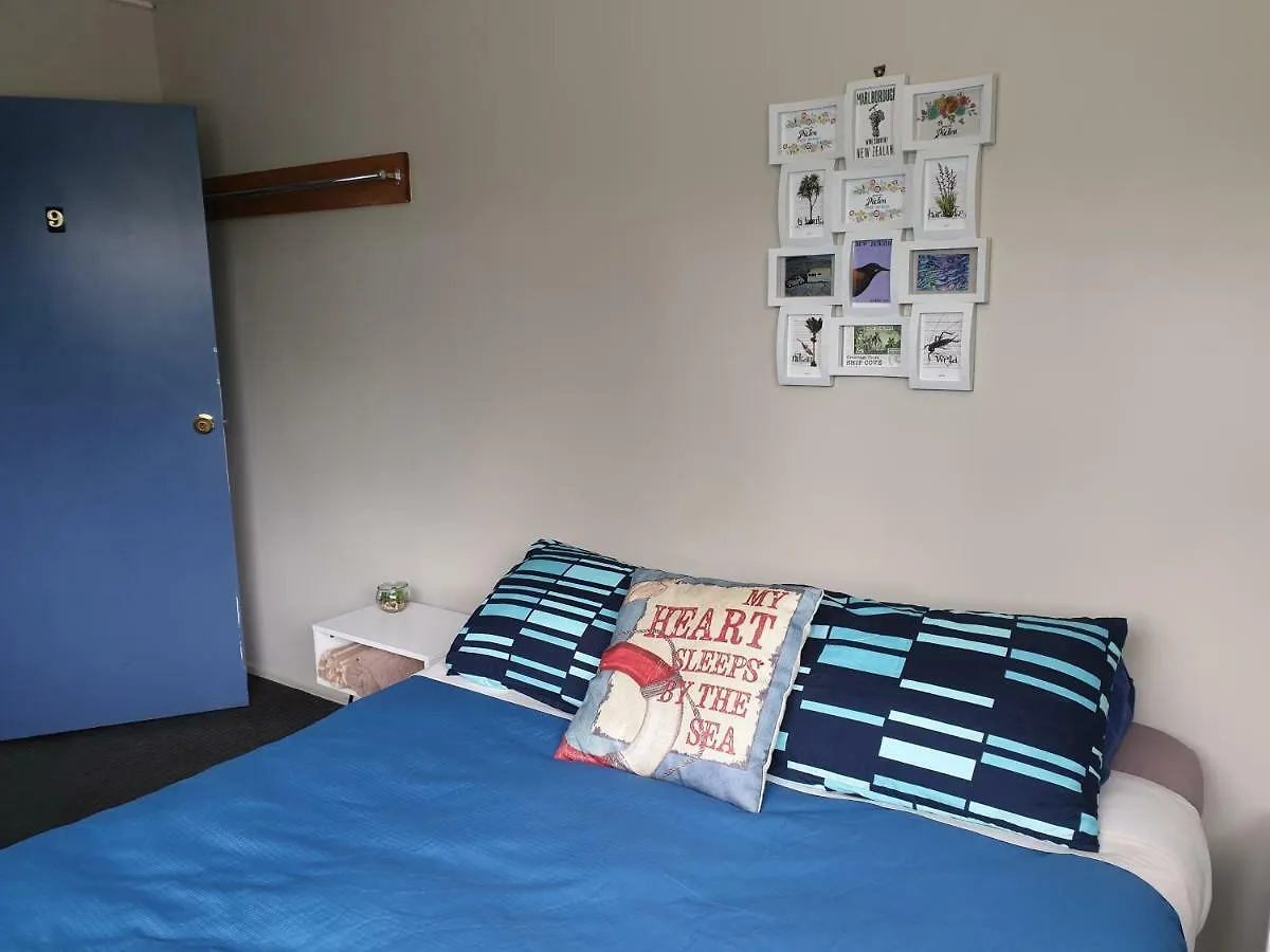 Fat Cod Backpackers Hostel Picton